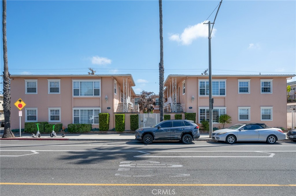 4401 E Ocean Boulevard 2