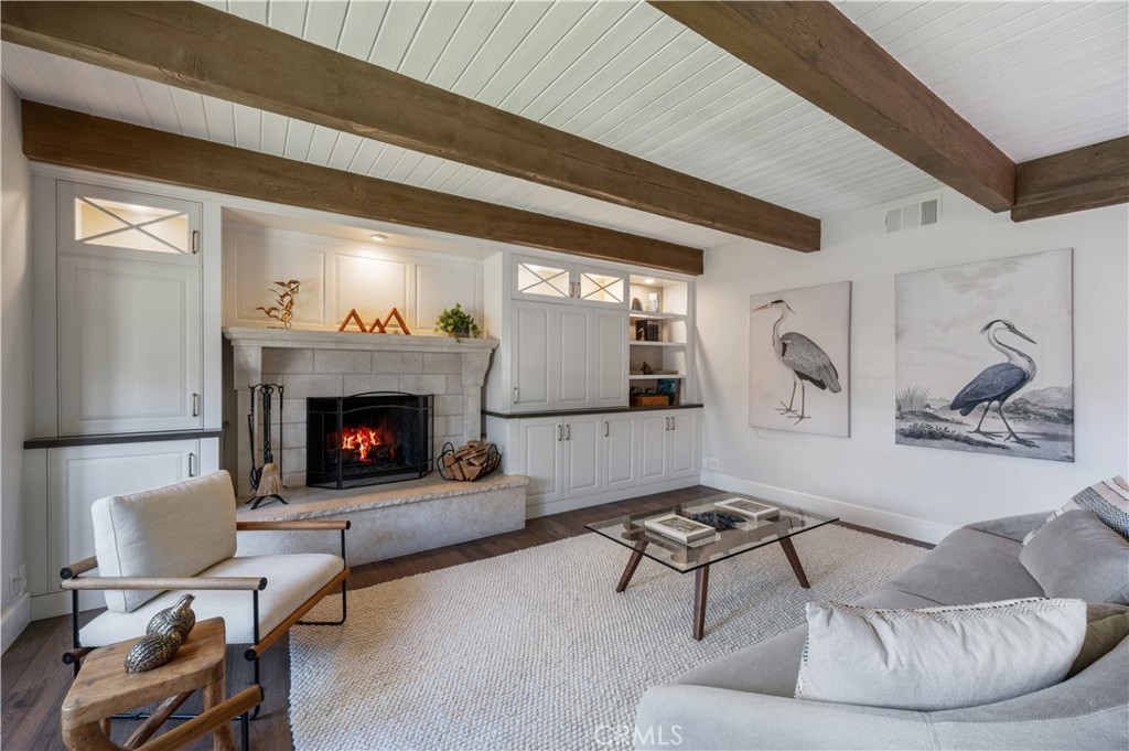 5273 E Appian