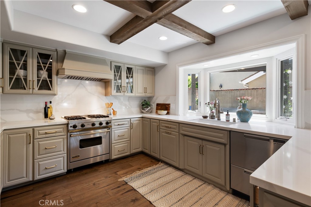 5273 E Appian