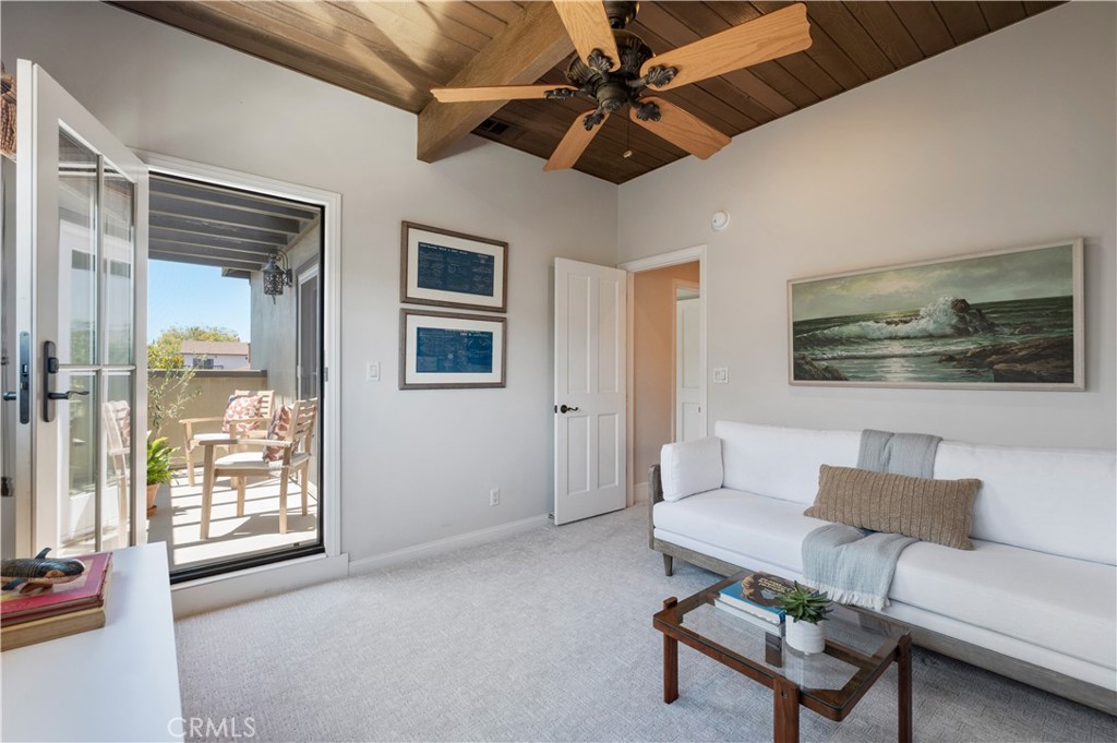 5273 E Appian