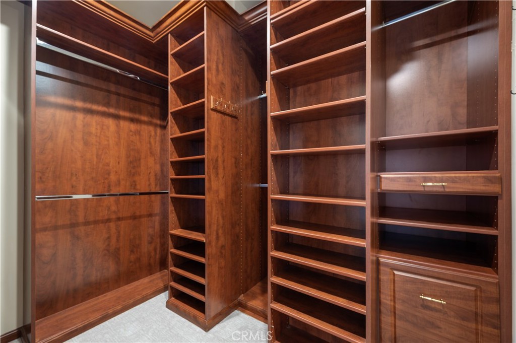 5273 E Appian