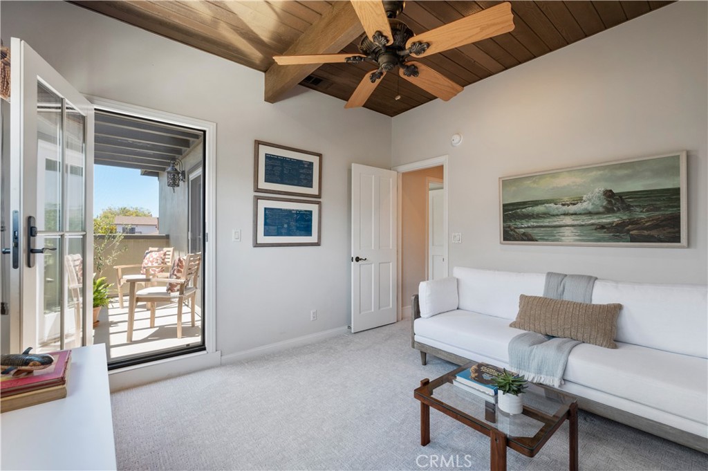 5273 E Appian