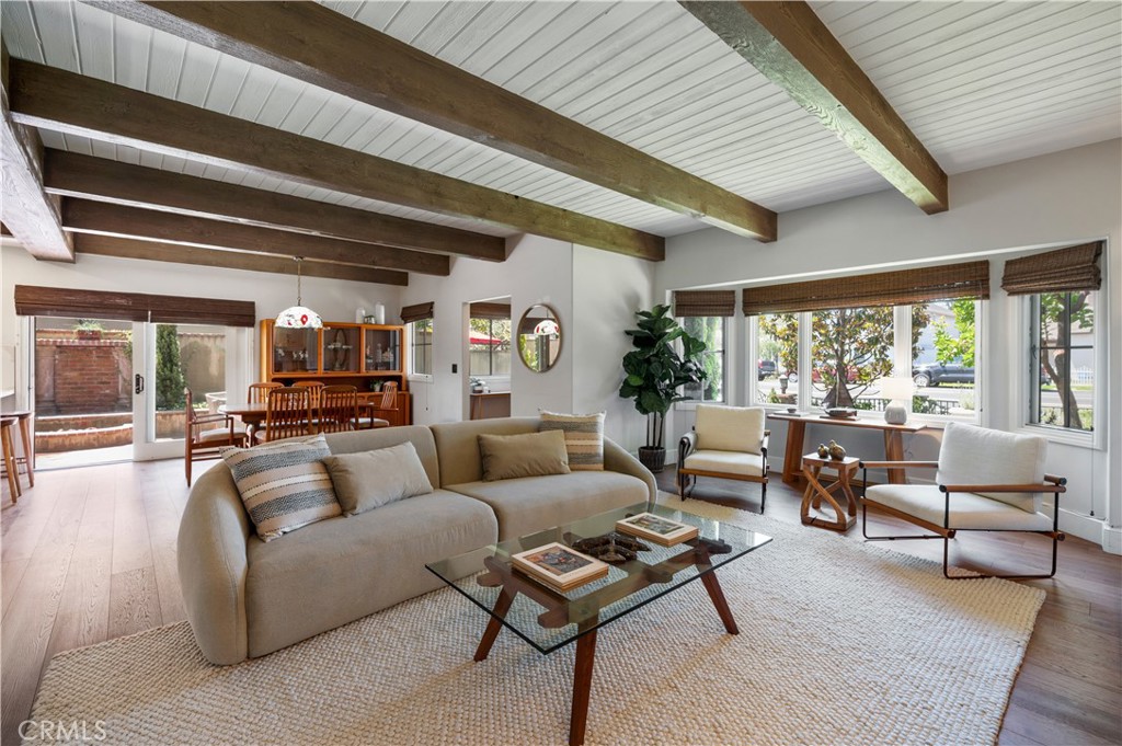 5273 E Appian