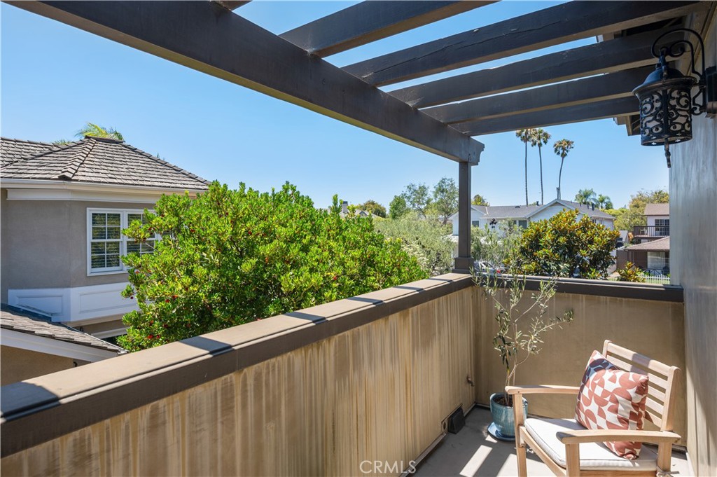 5273 E Appian