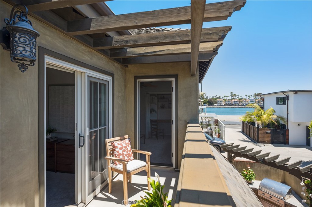 5273 E Appian