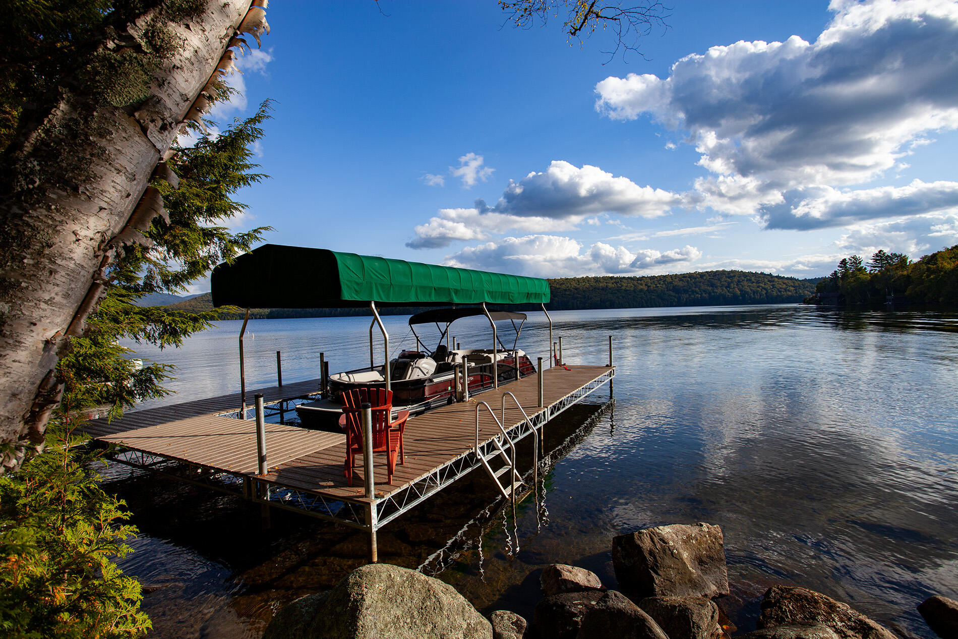 12 George & Bliss Ln Pier 284