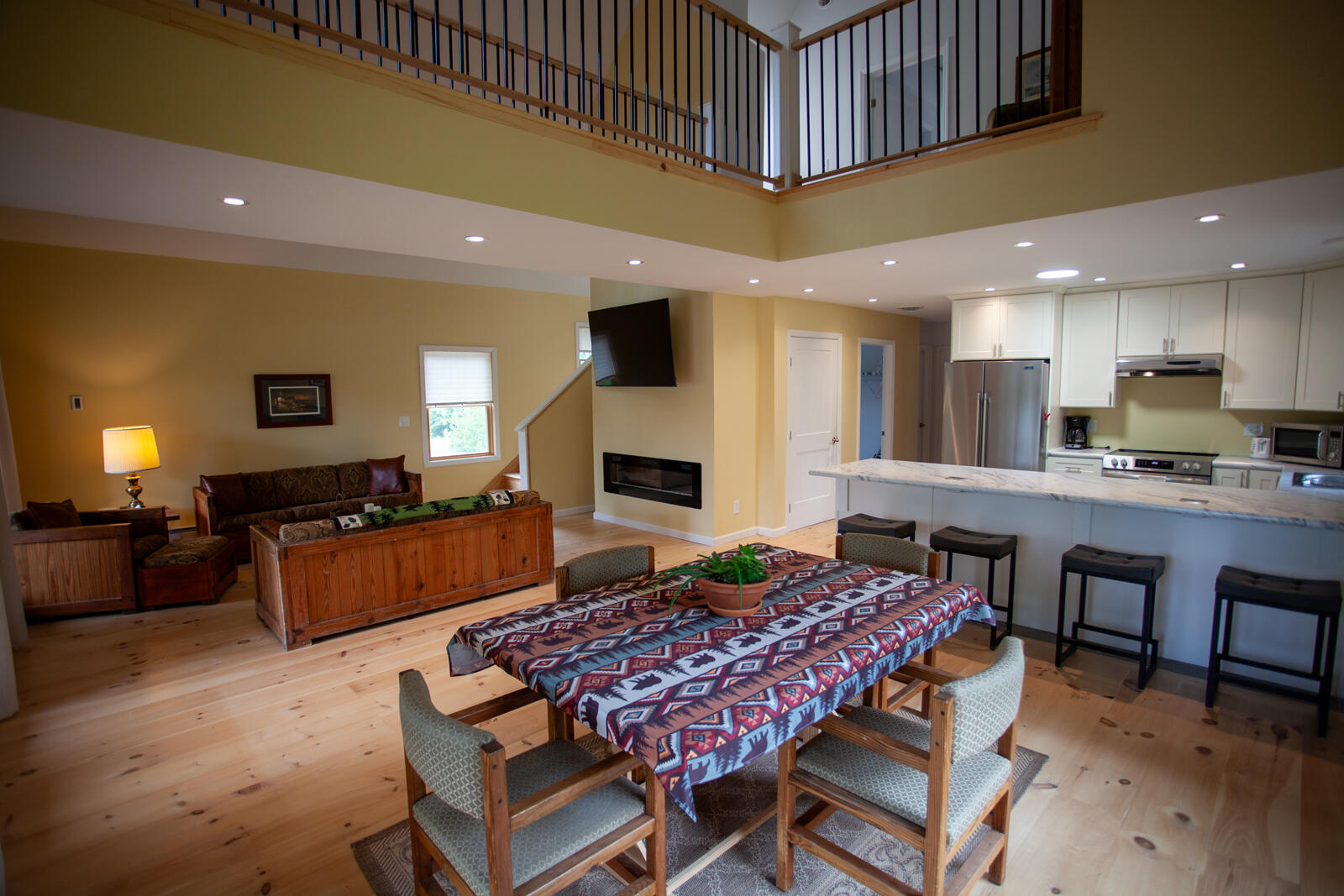 Lake Harris Lodge