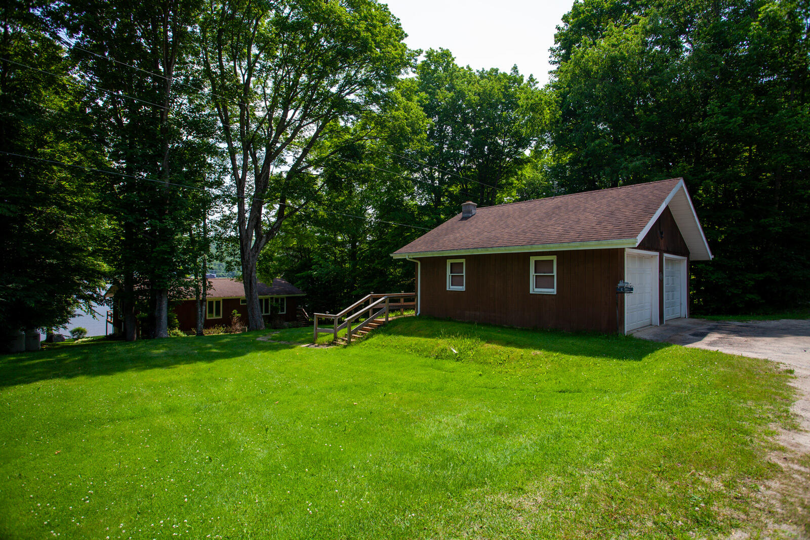 614 Lake Road