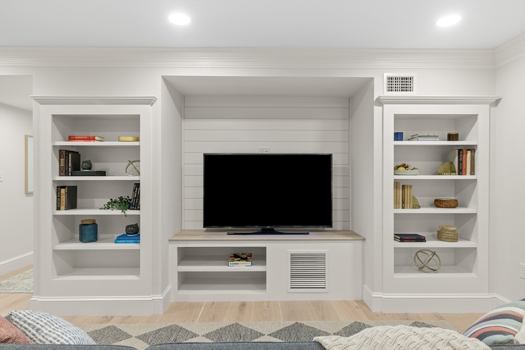 36-A Broadway Unit: -