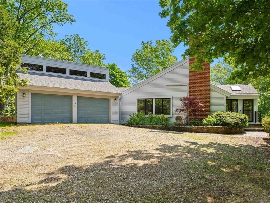 3 Whitman Pl