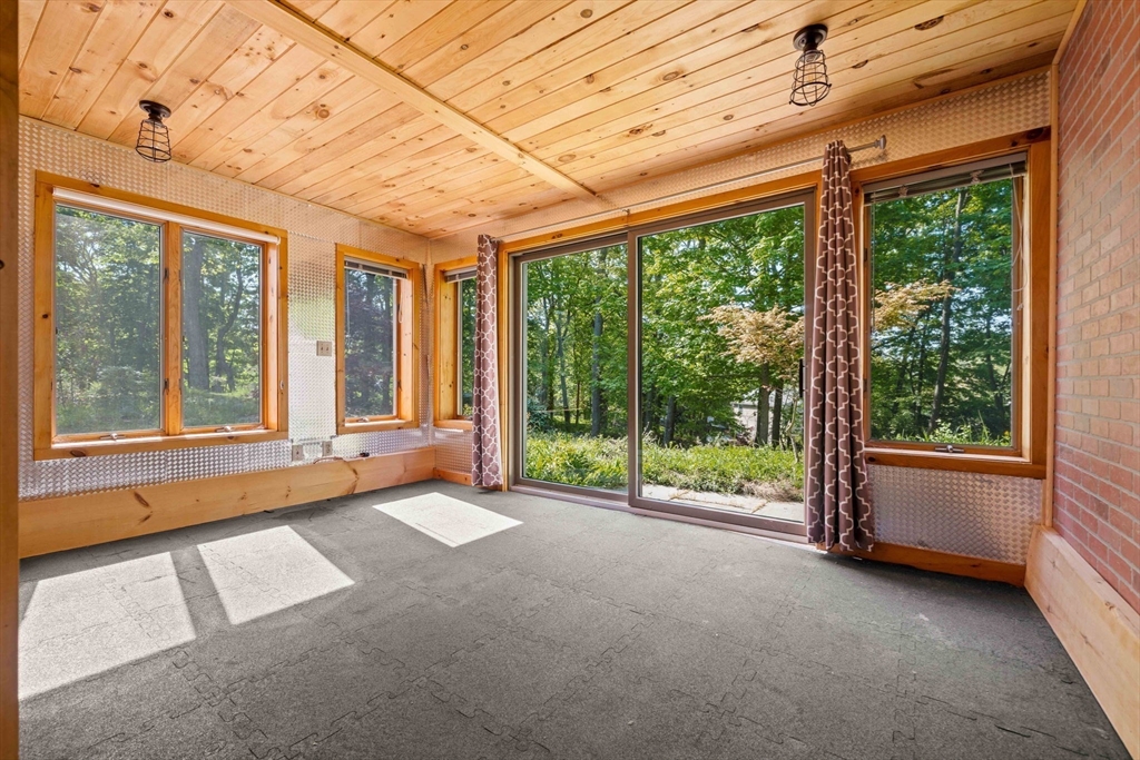 3 Whitman Pl