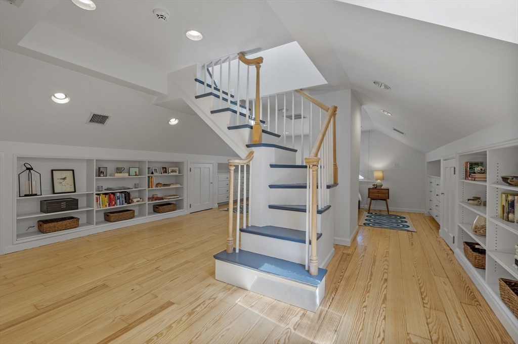 21 Union St
