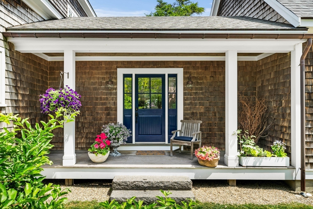 92 Phillips Ave