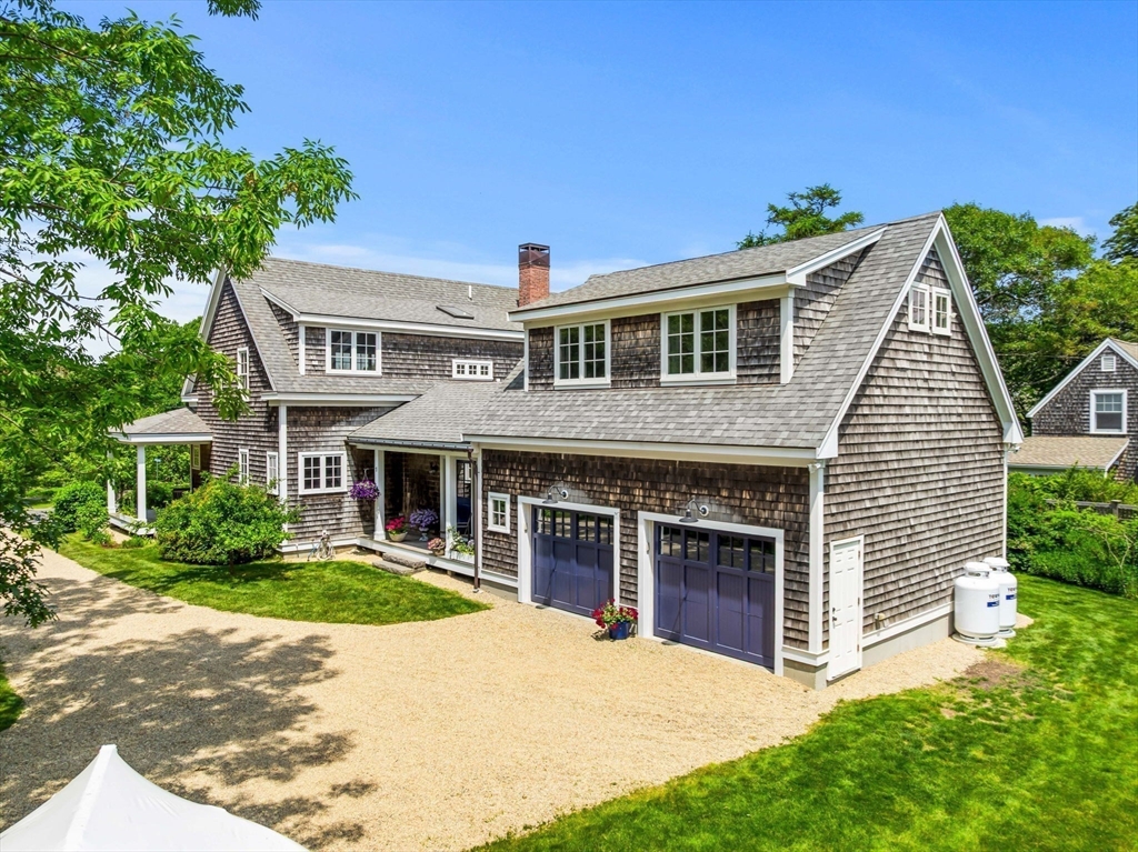 92 Phillips Ave