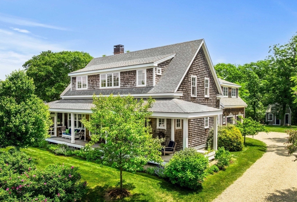 92 Phillips Ave