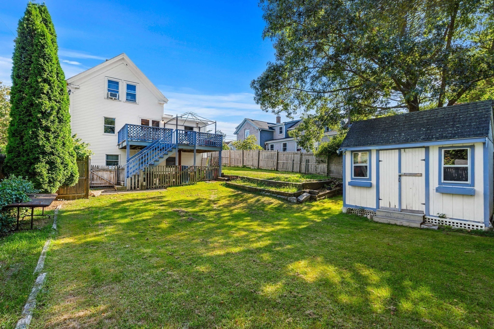 38 Pigeon Hill St