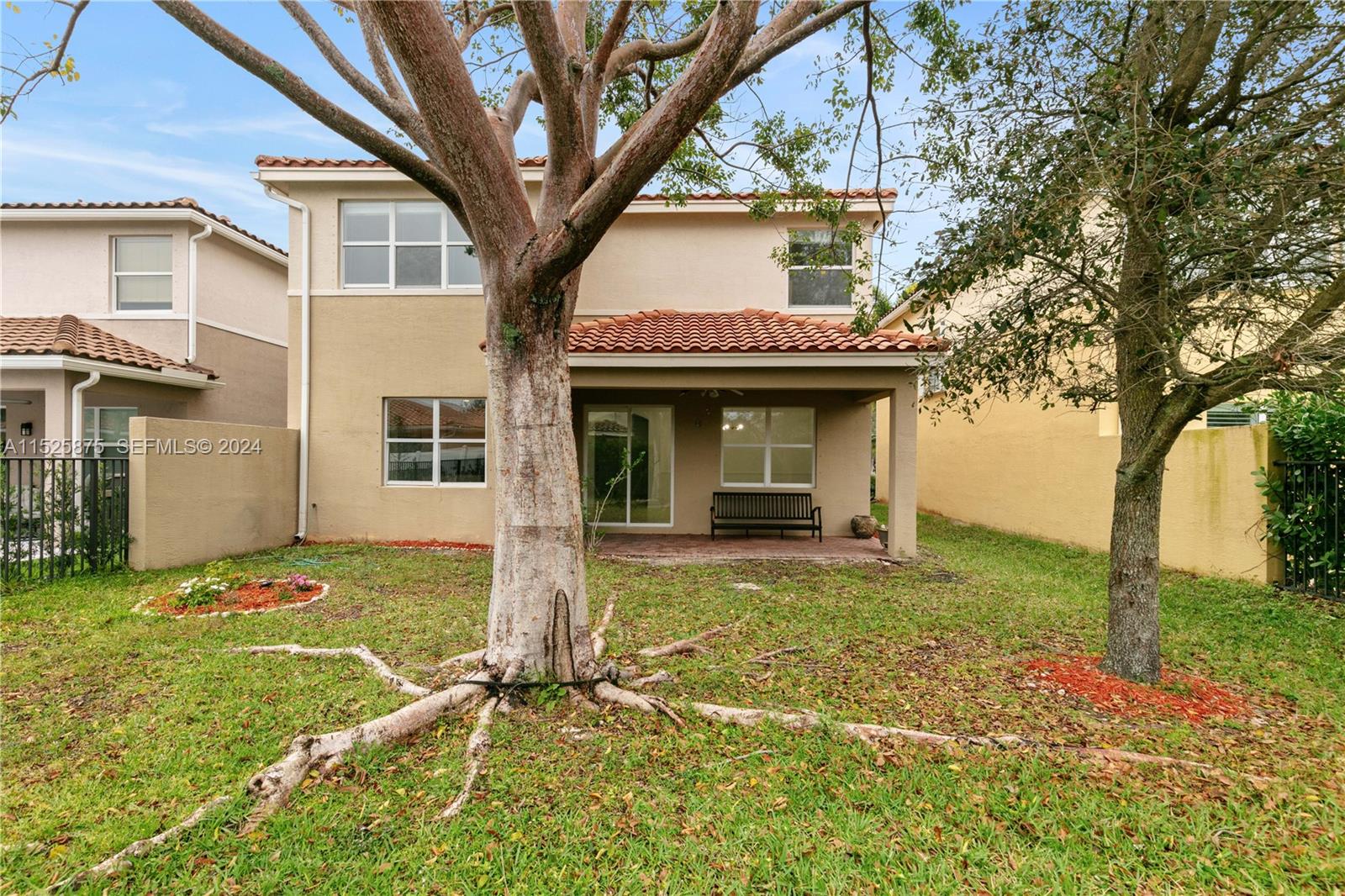 8172 Ravenna Lakes Drive
