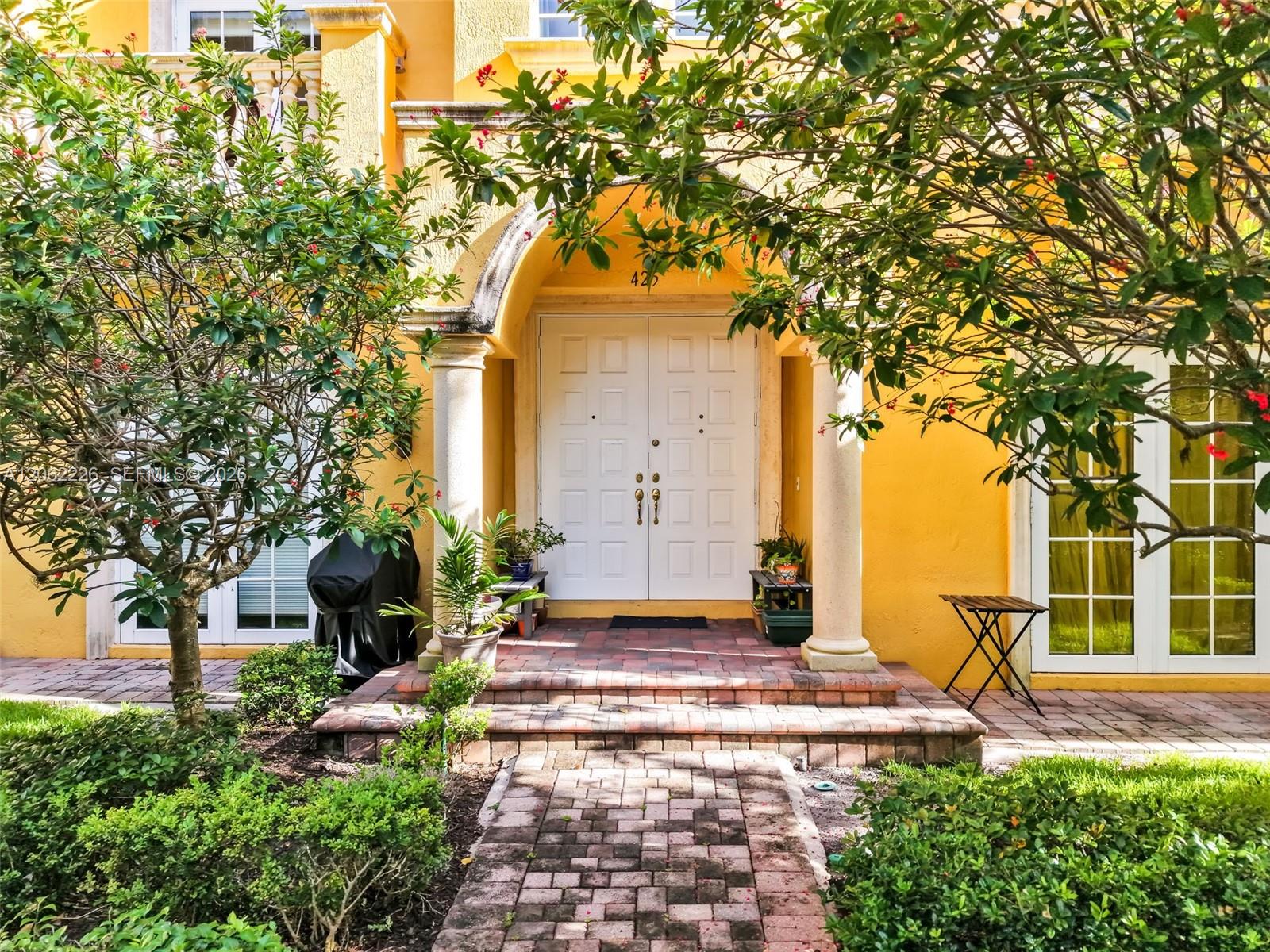 425 NE 69th Circle