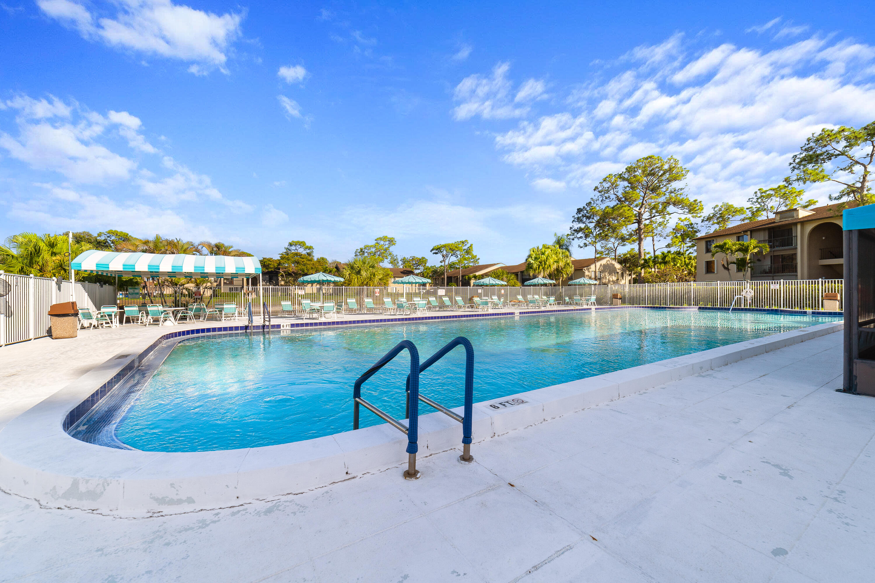 702 Sunny Pine Way Unit B1