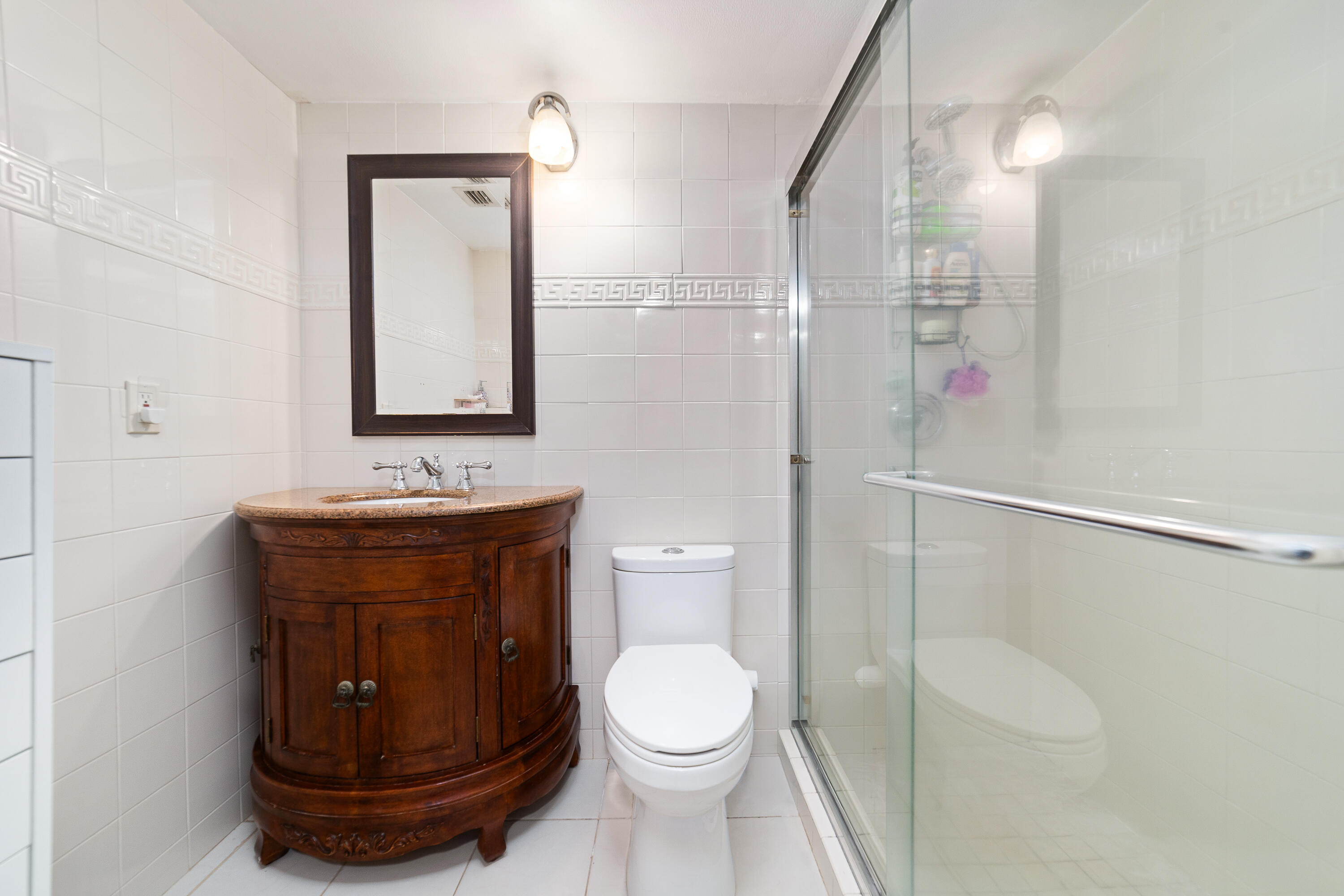 702 Sunny Pine Way Unit B1