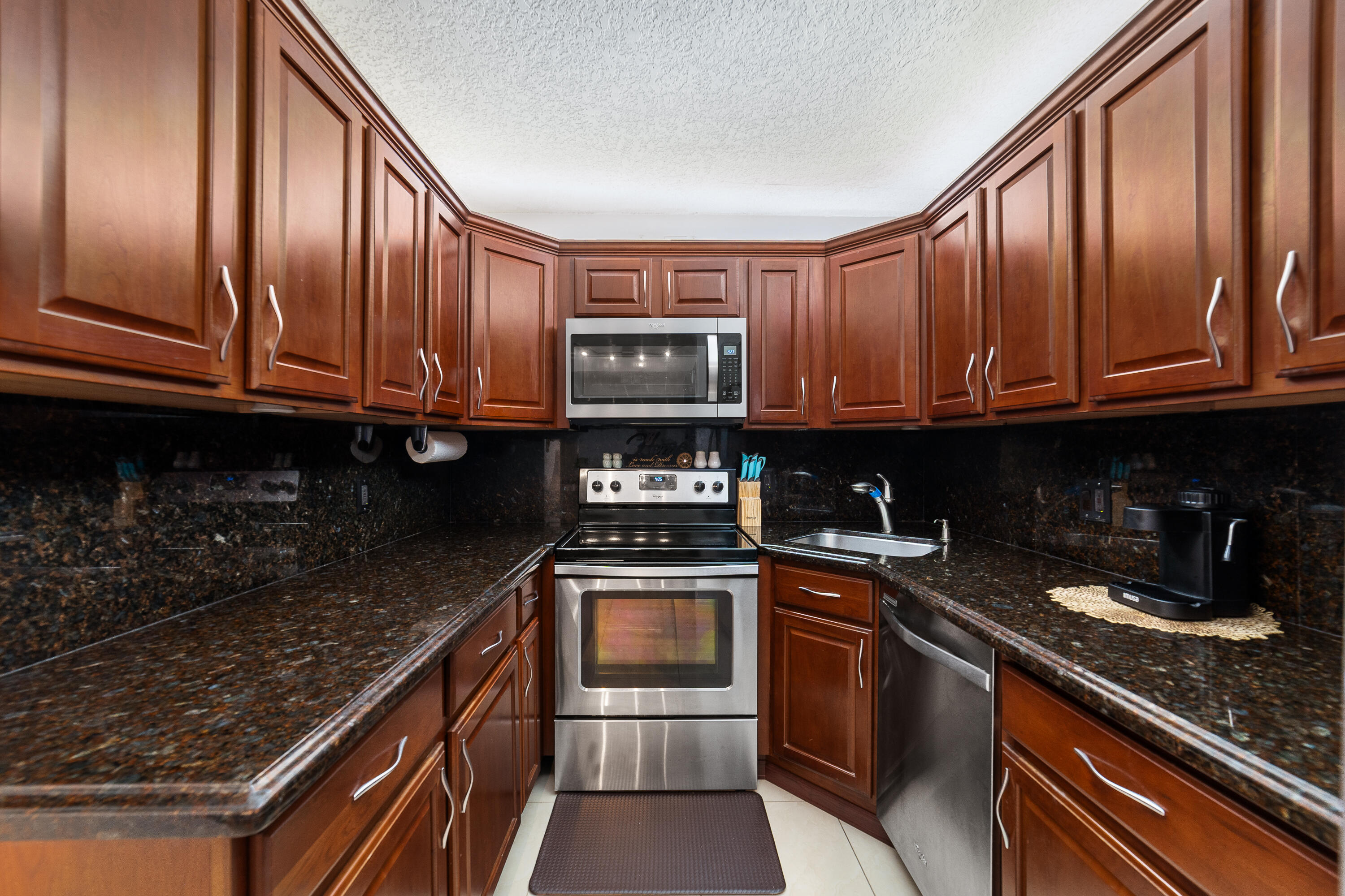 702 Sunny Pine Way Unit B1