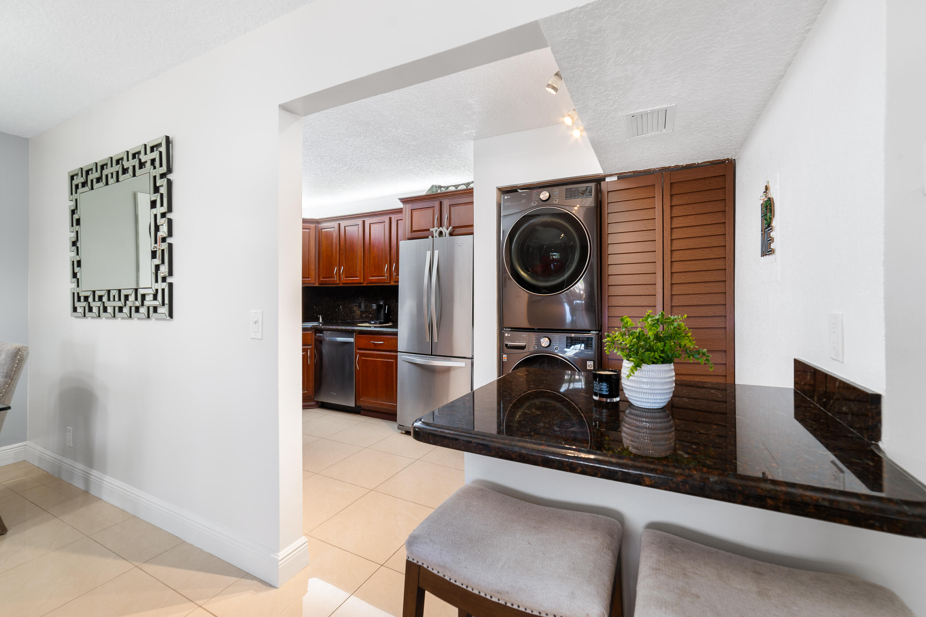 702 Sunny Pine Way Unit B1