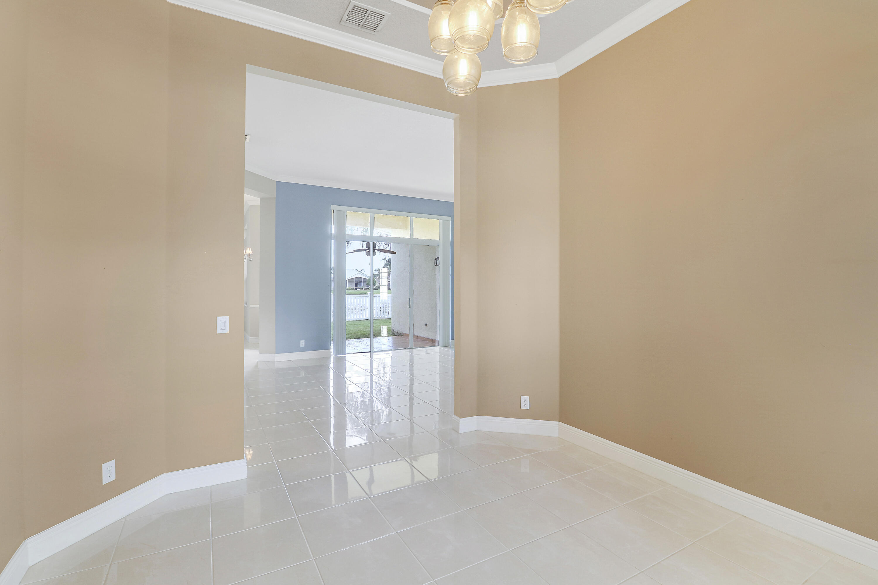 152 NW Magnolia Lakes Boulevard, Port St. Lucie