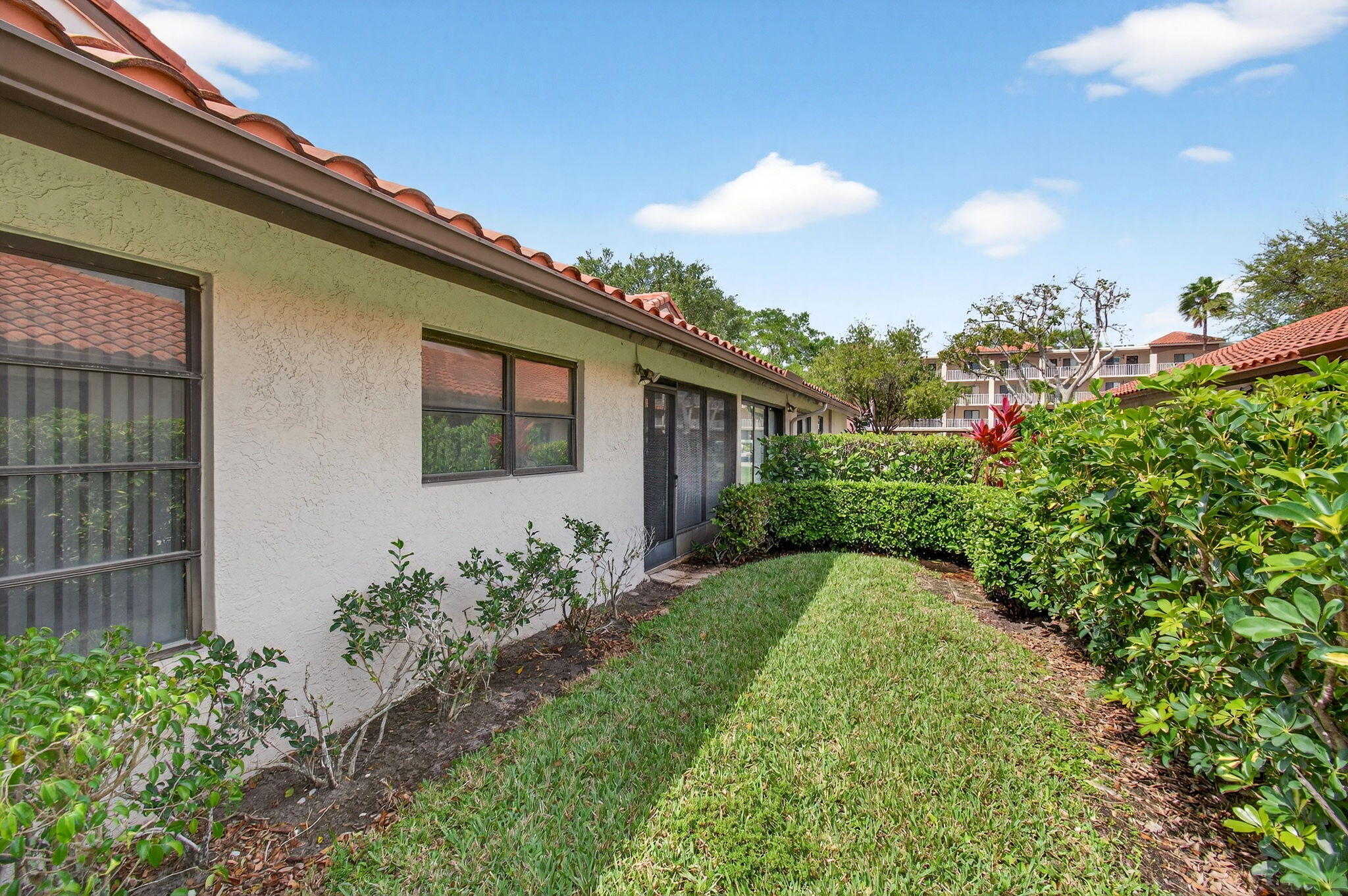 6175 Kings Gate Circle