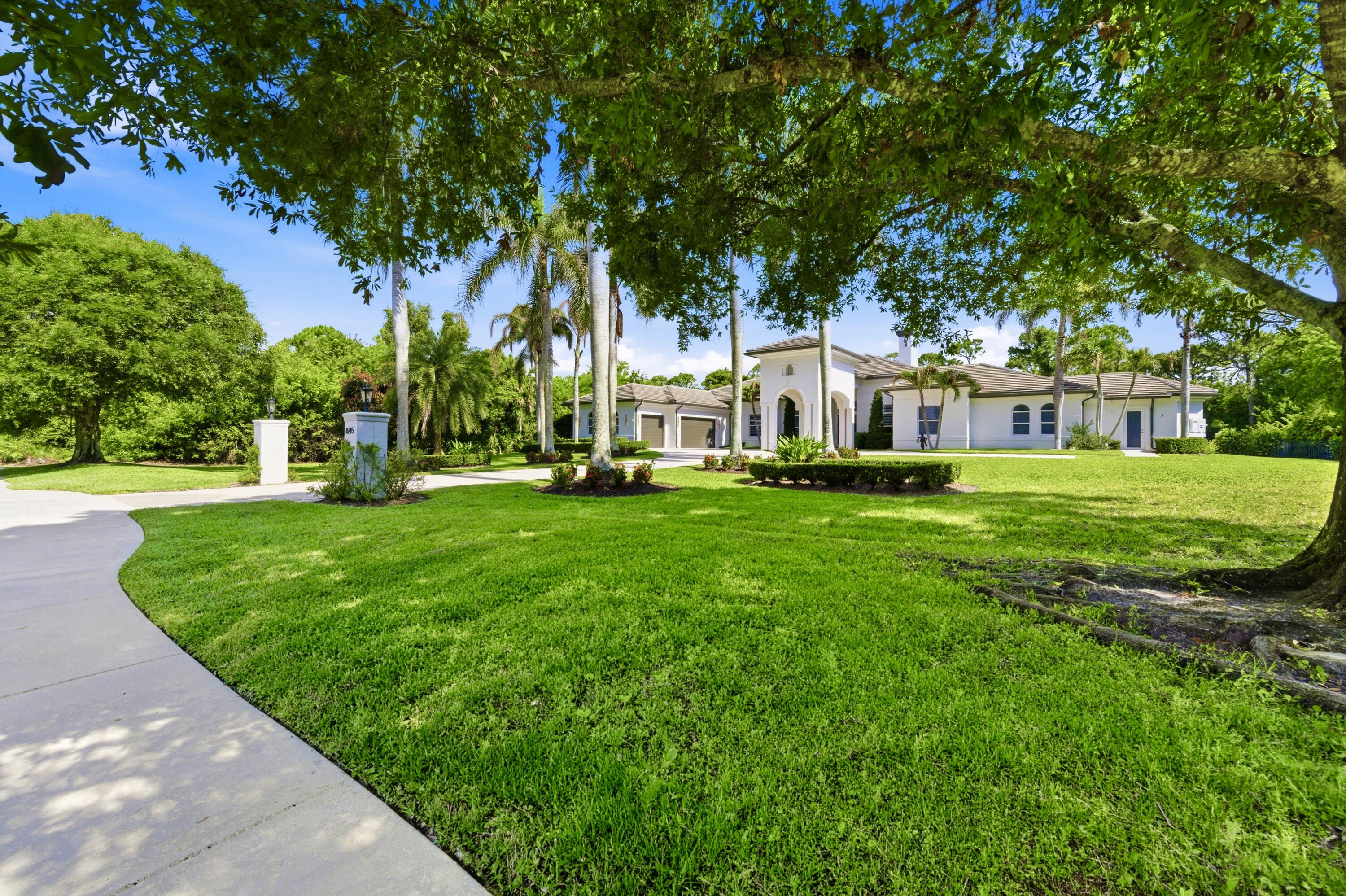 8245 SE Country Estates Way