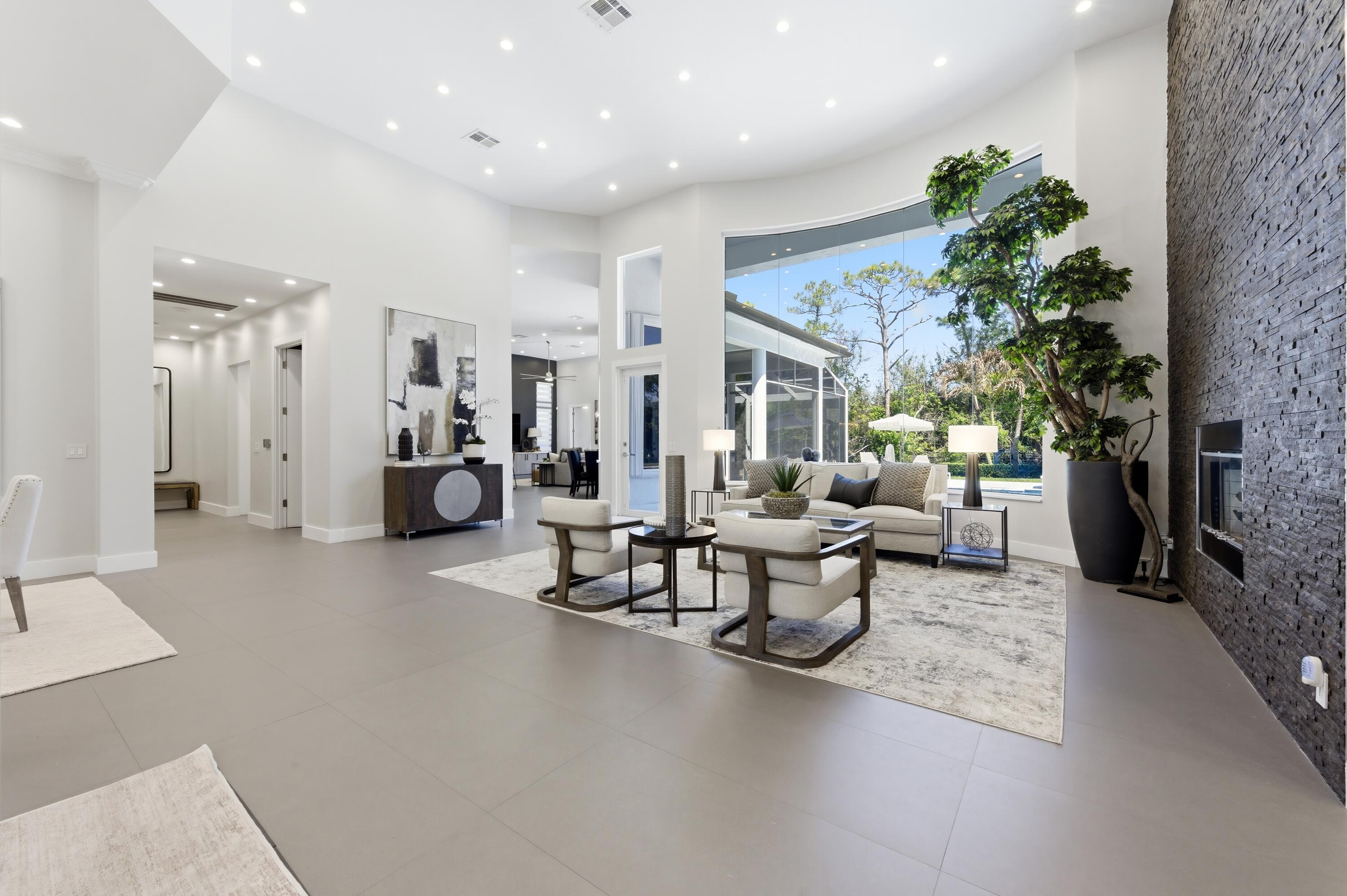 8245 SE Country Estates Way