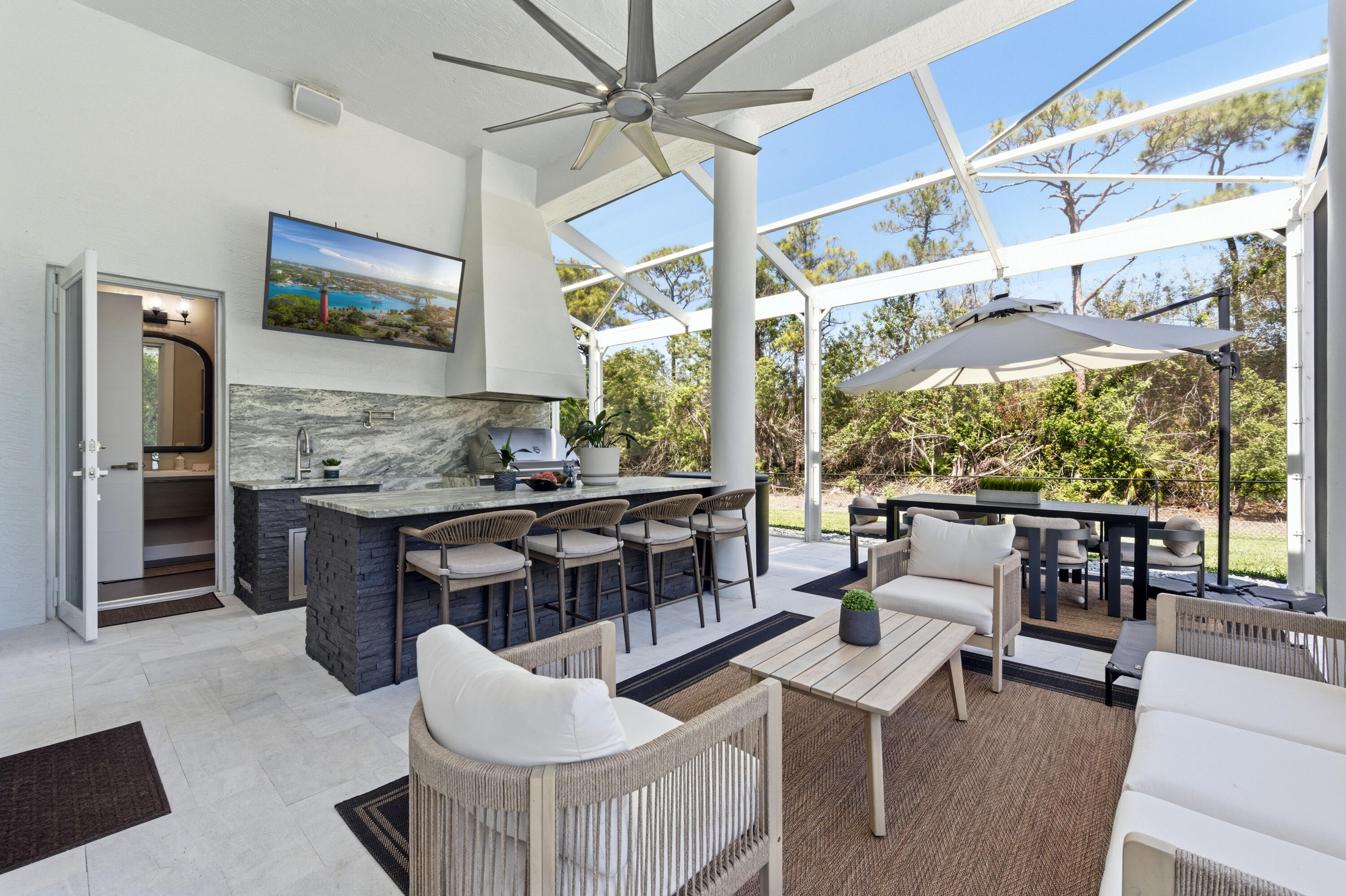 8245 SE Country Estates Way