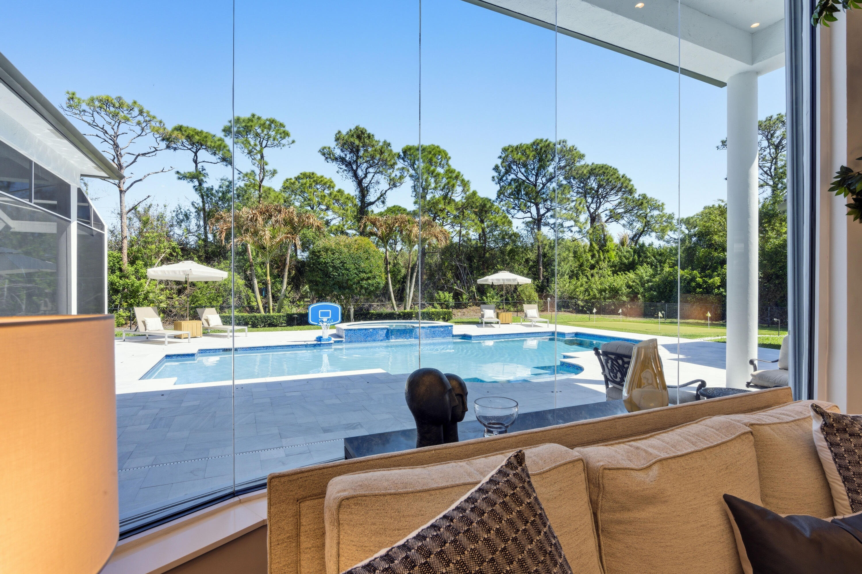 8245 SE Country Estates Way