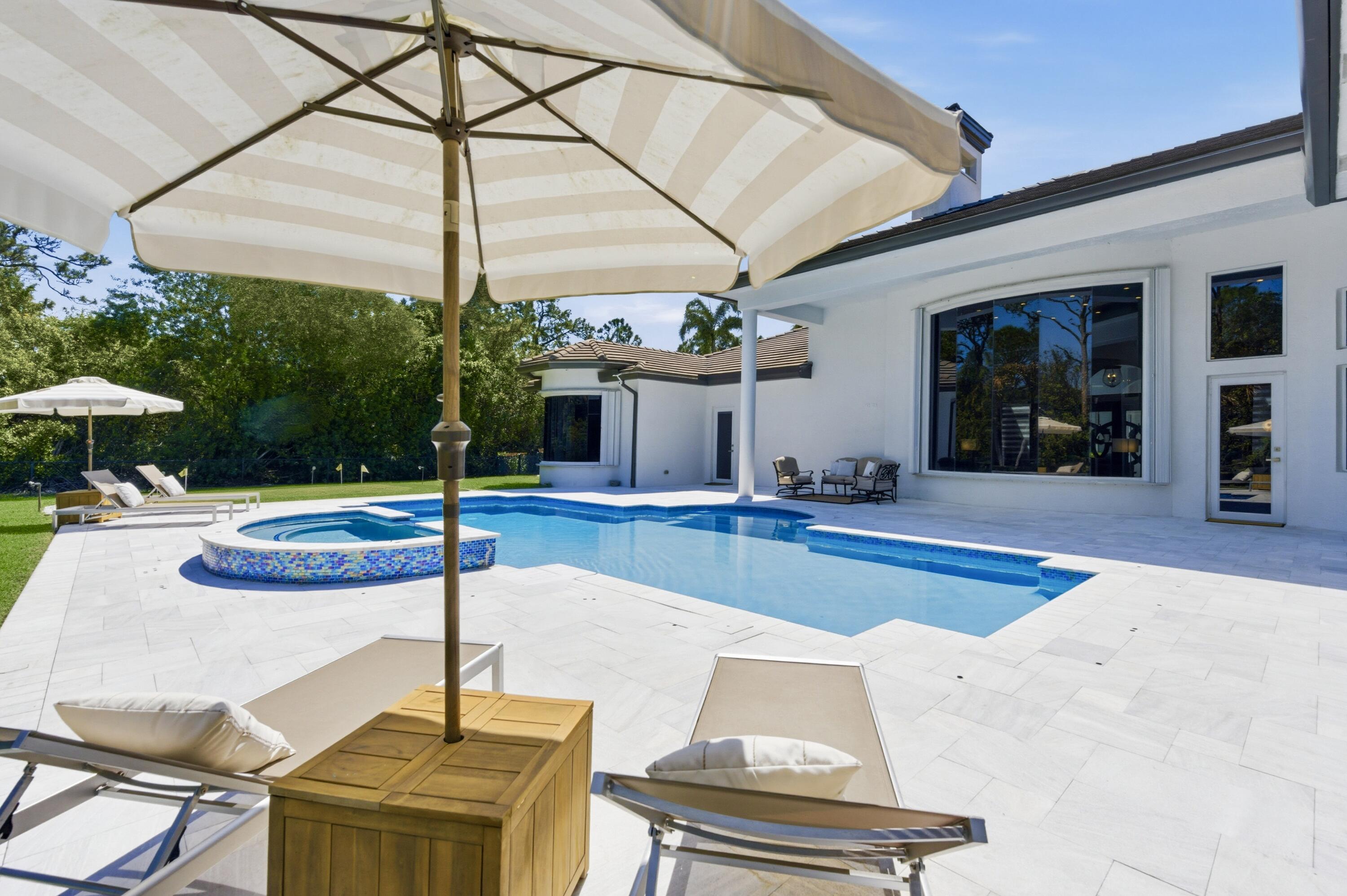 8245 SE Country Estates Way