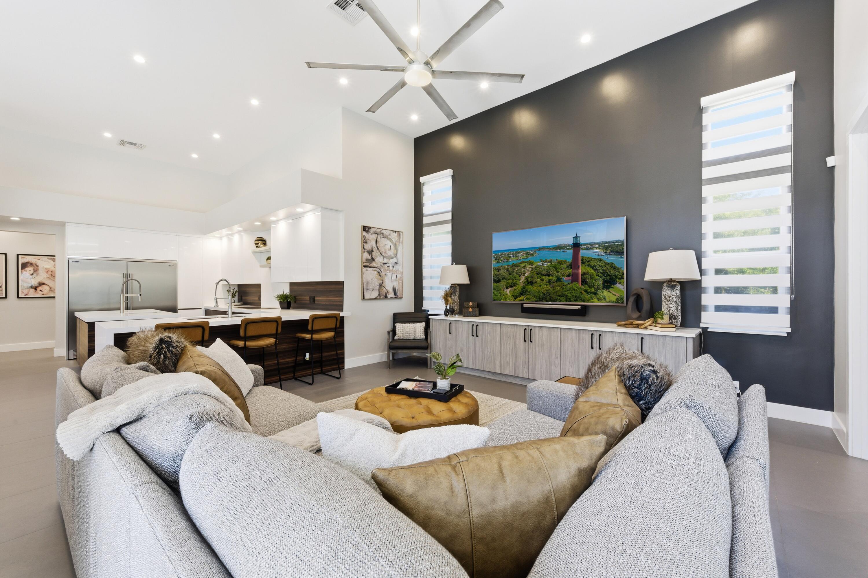 8245 SE Country Estates Way