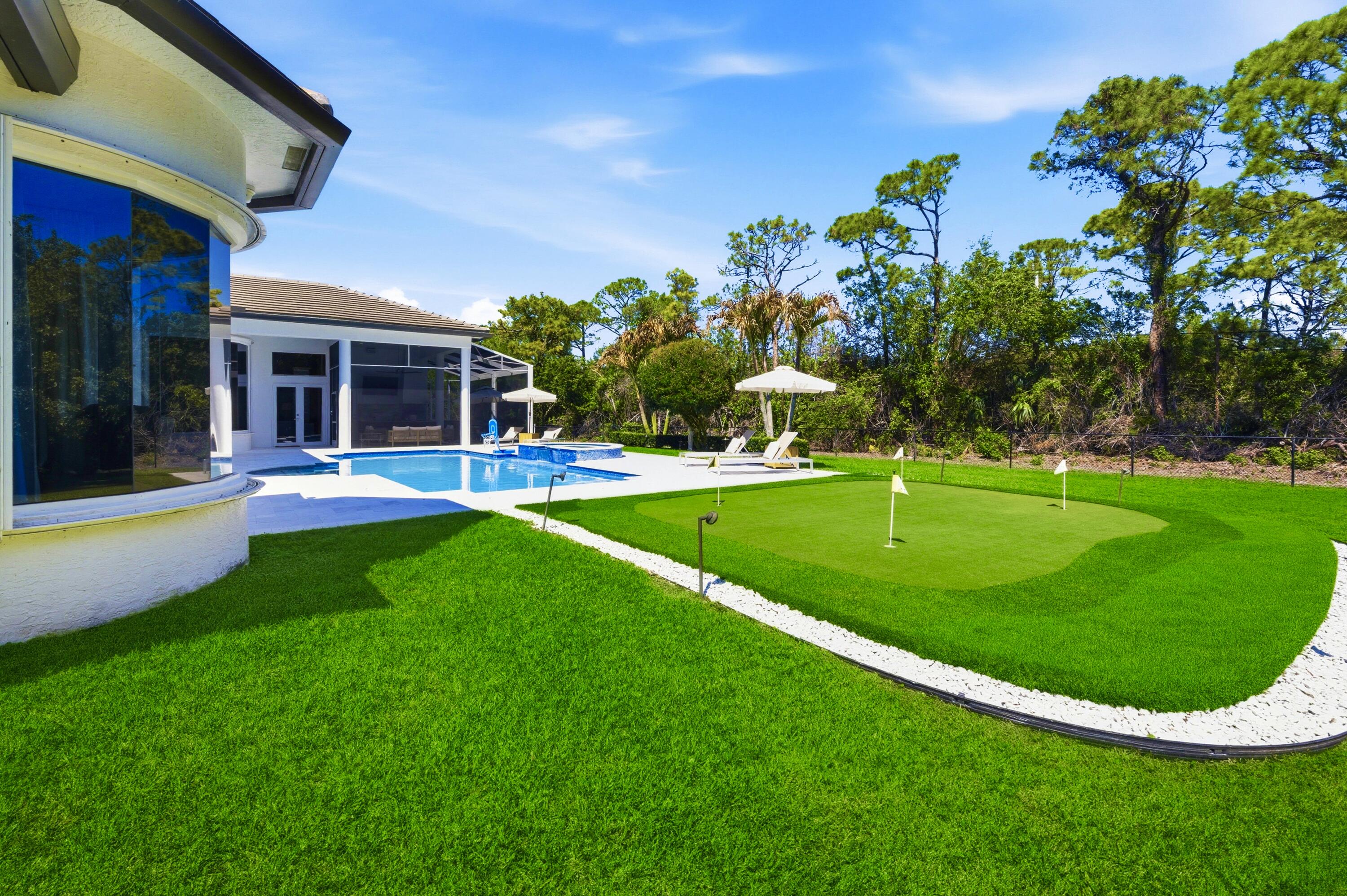 8245 SE Country Estates Way