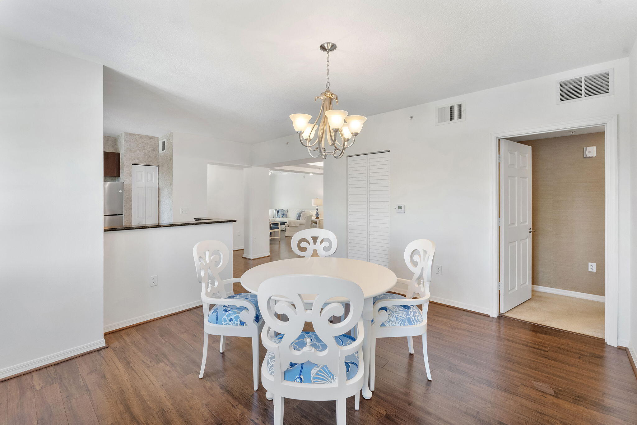 4905 Midtown Lane 2309