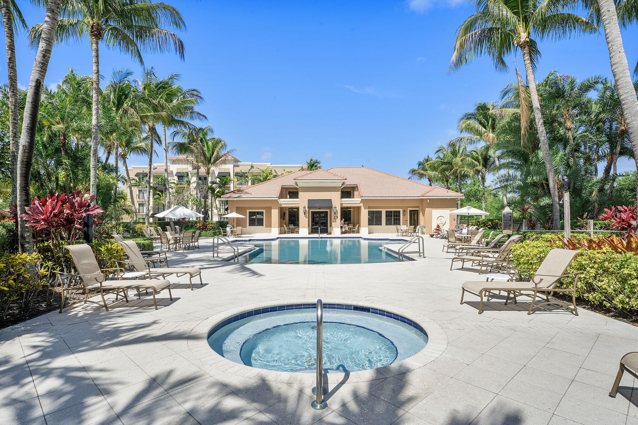 4905 Midtown Lane 2309