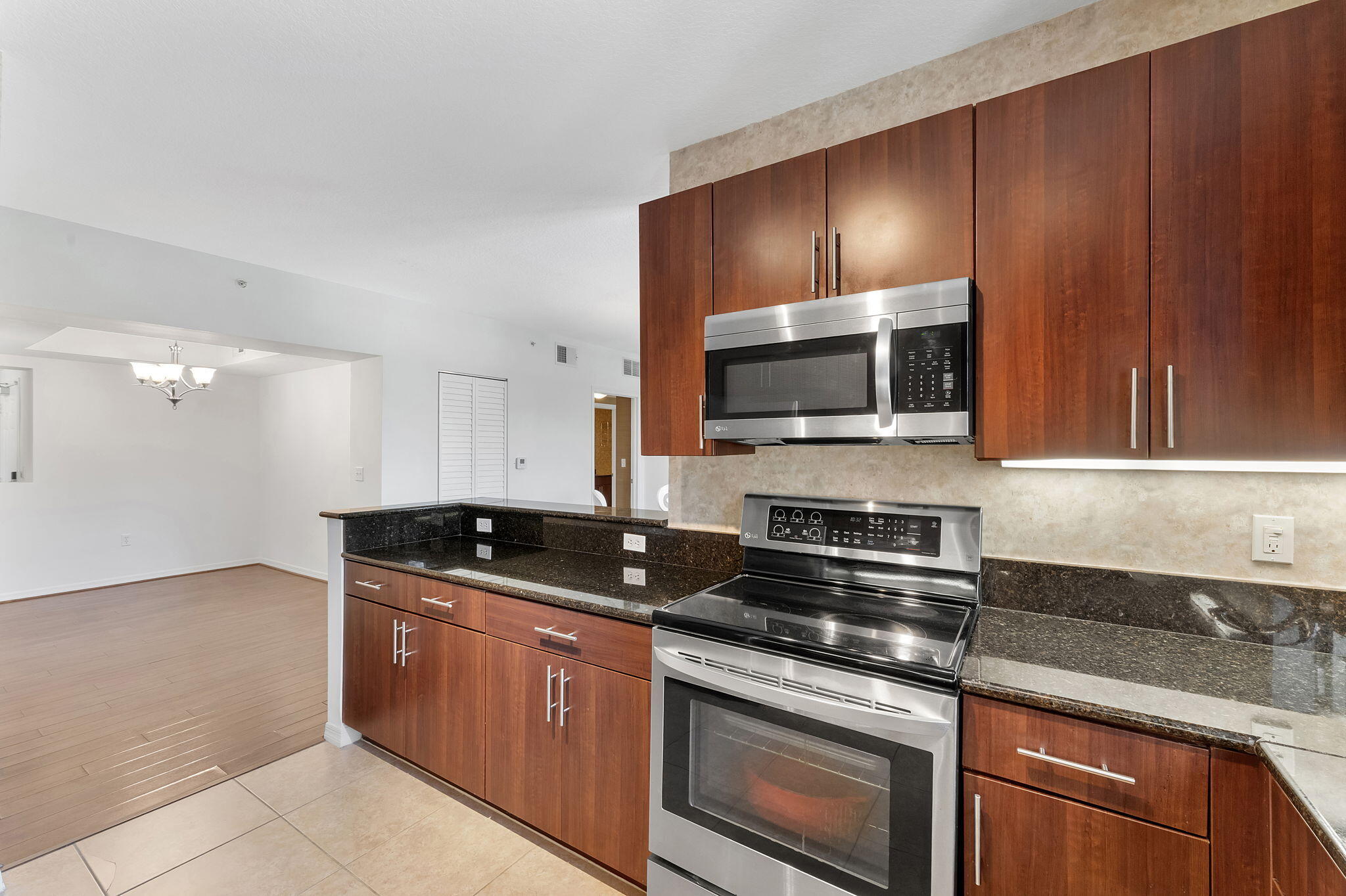 4905 Midtown Lane 2309