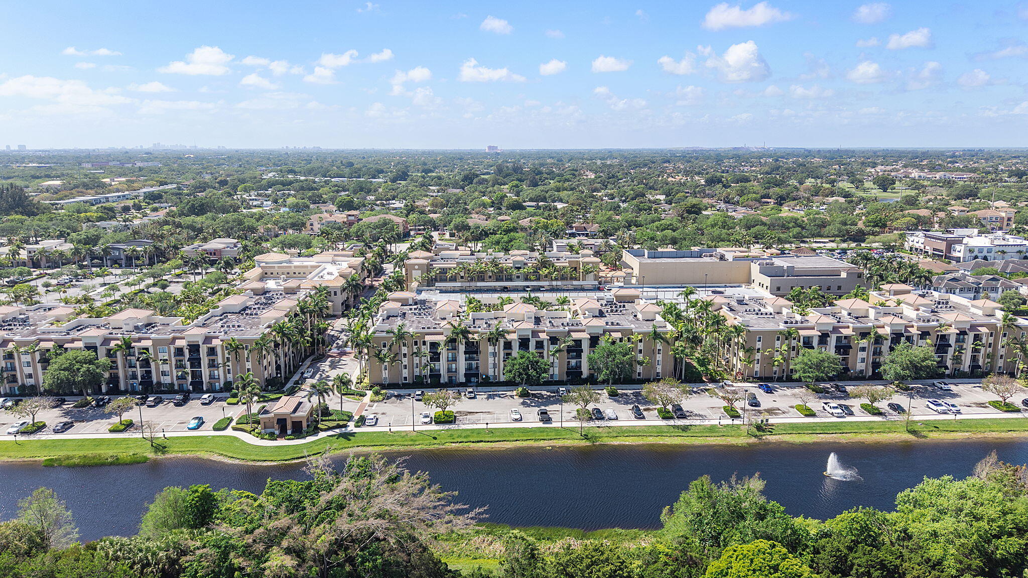 4905 Midtown Lane 2309