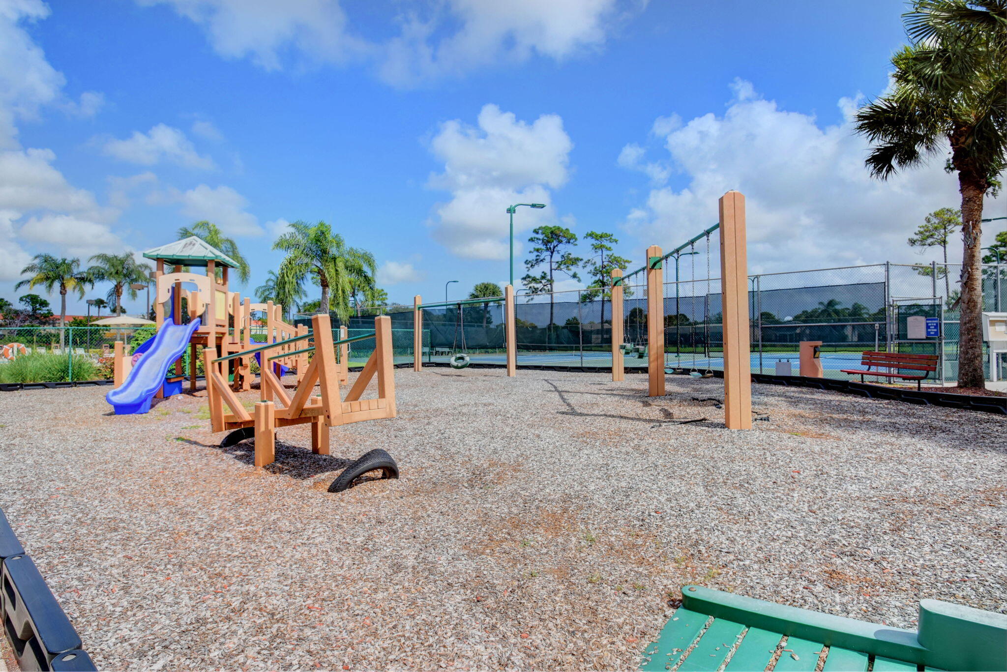 131 Hammocks Court