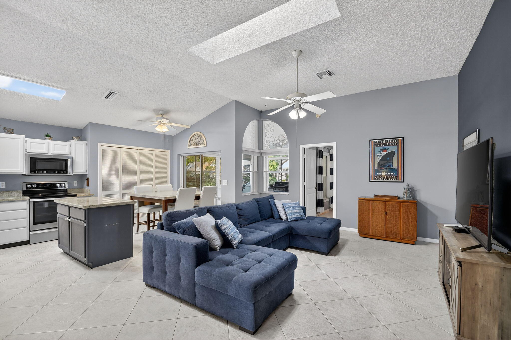 131 Hammocks Court