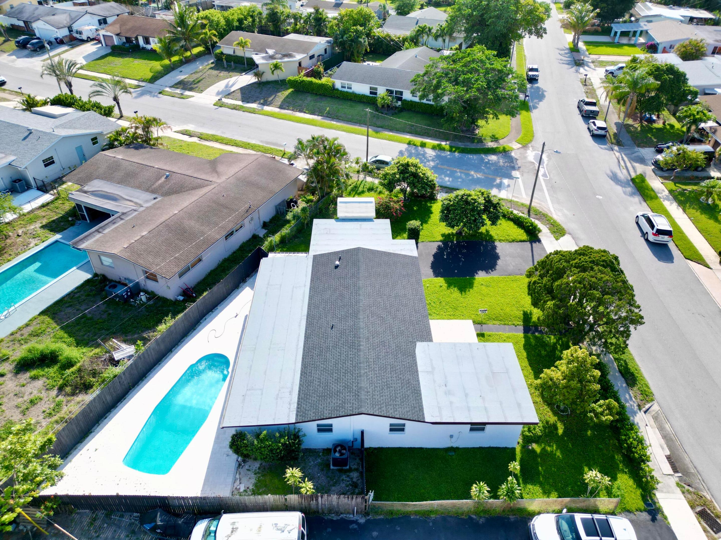 1319 Crest Drive