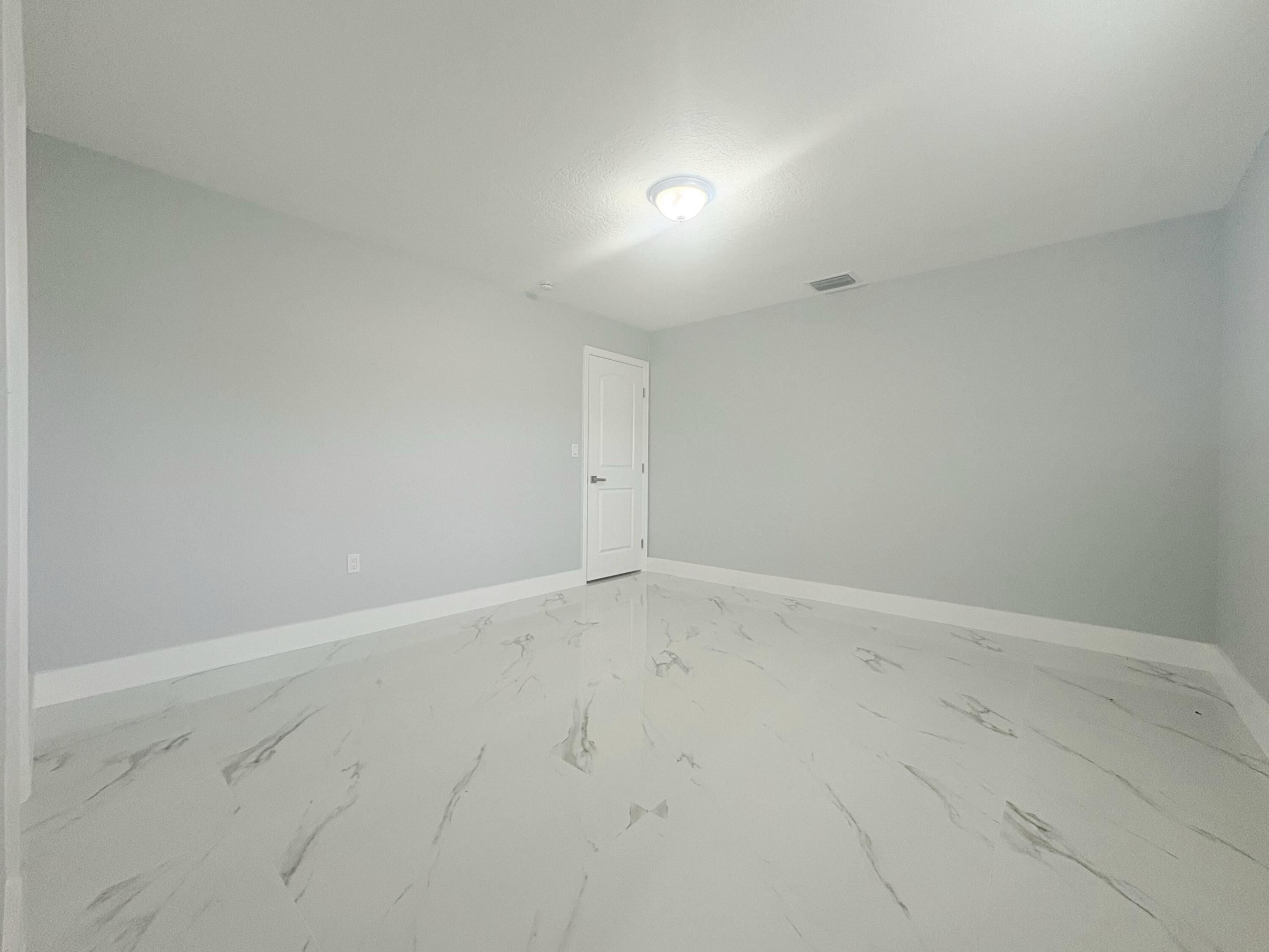 1319 Crest Drive