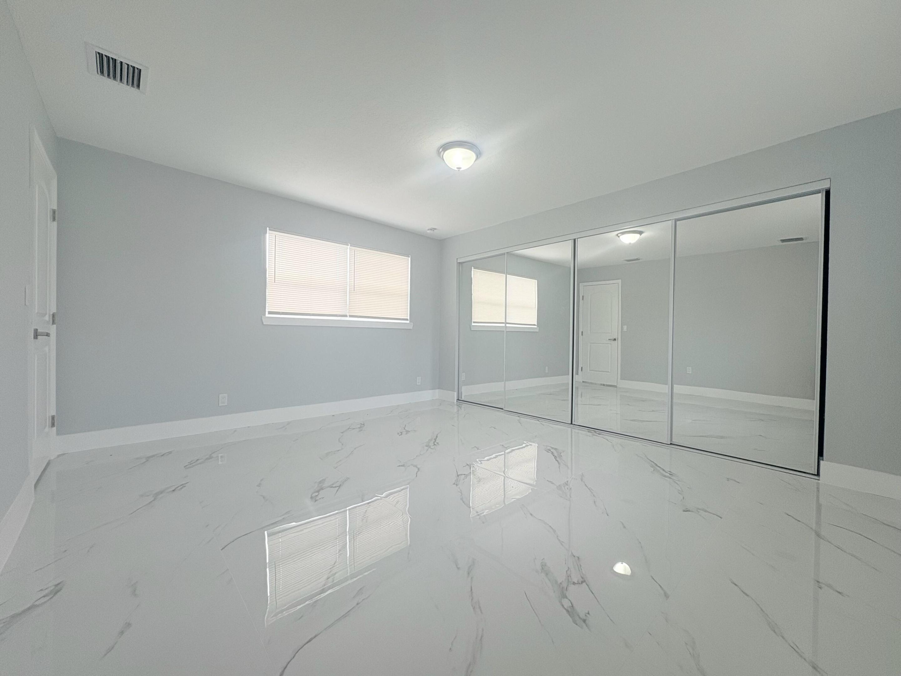 1319 Crest Drive
