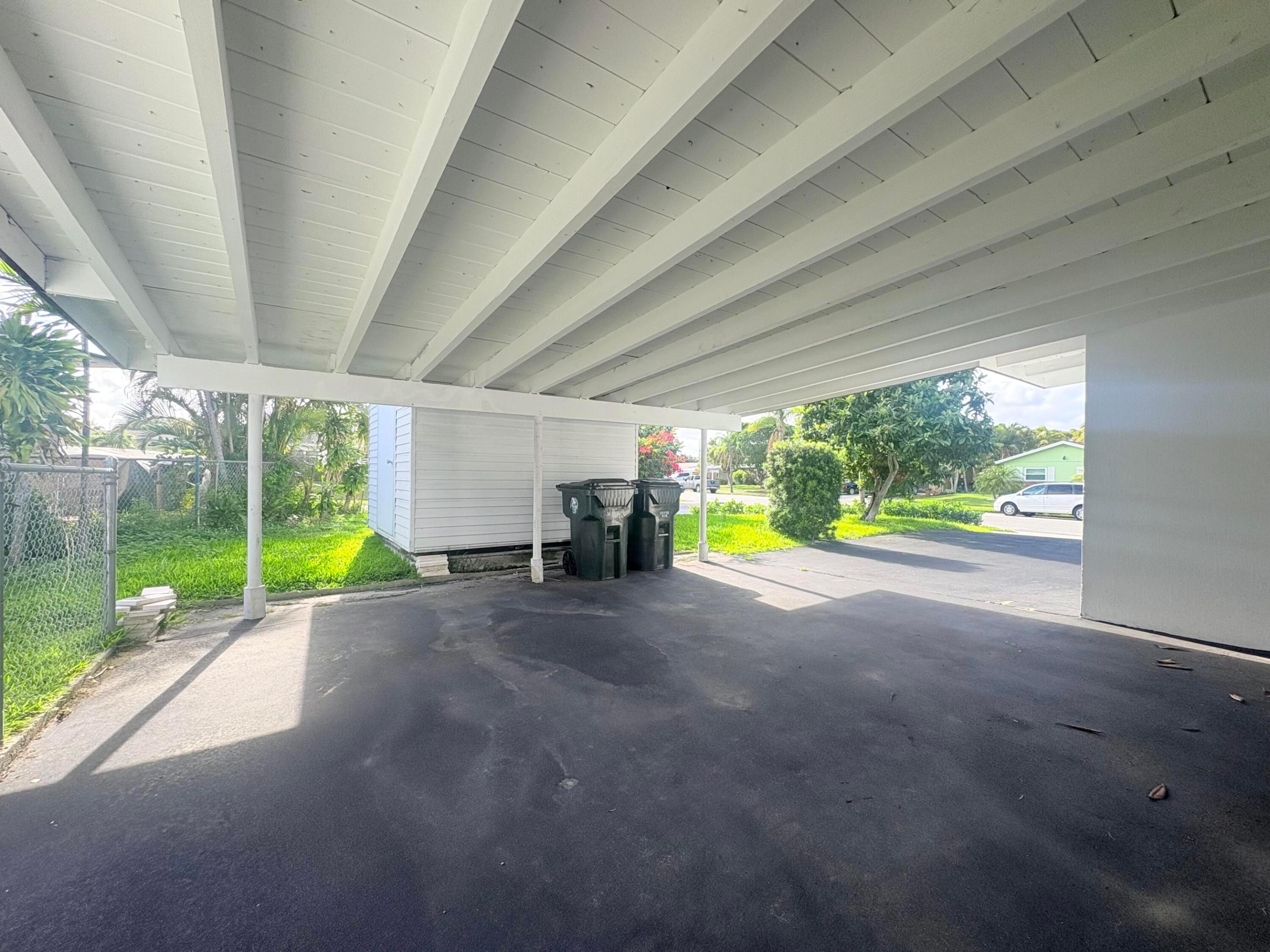1319 Crest Drive