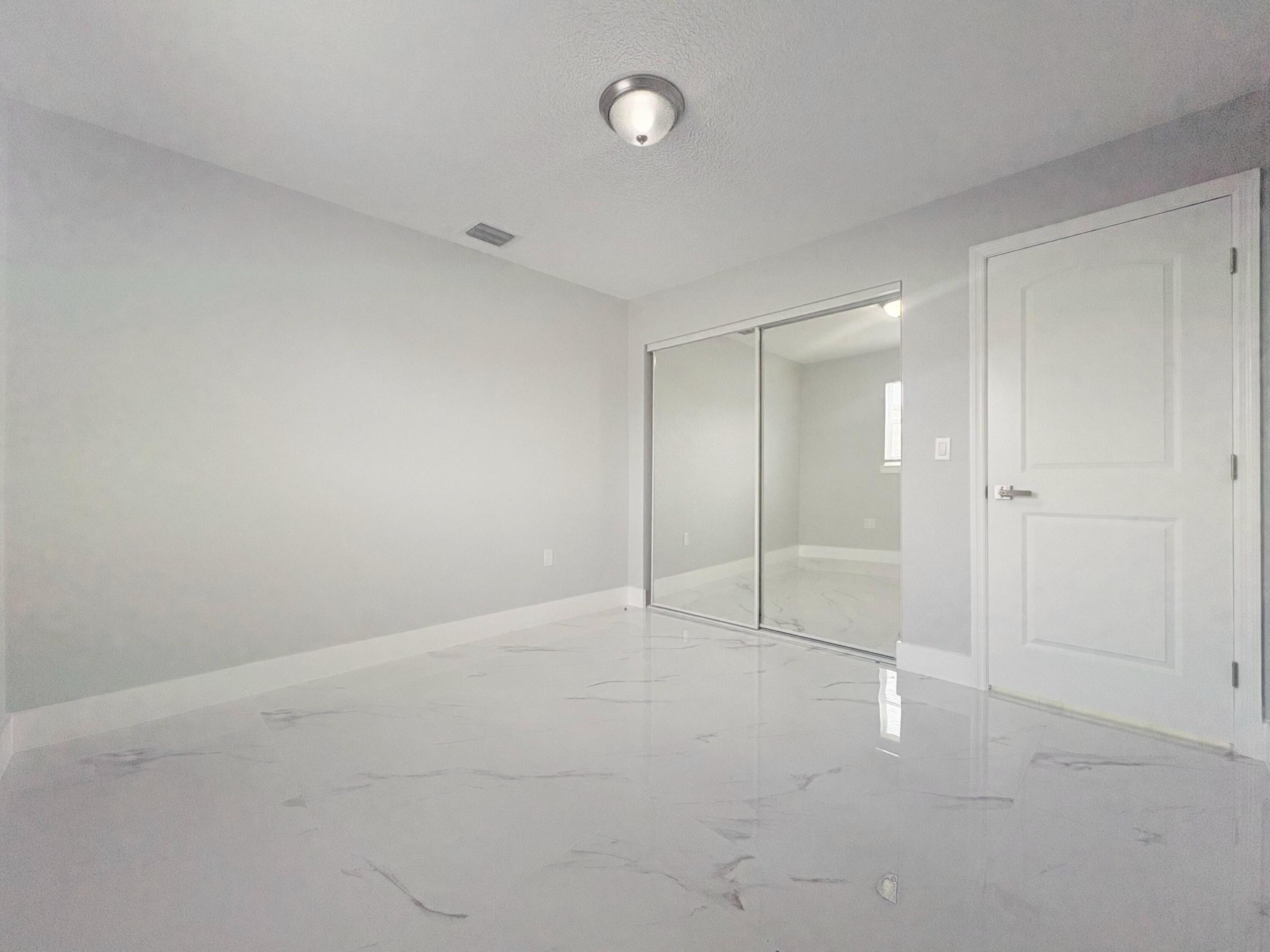 1319 Crest Drive