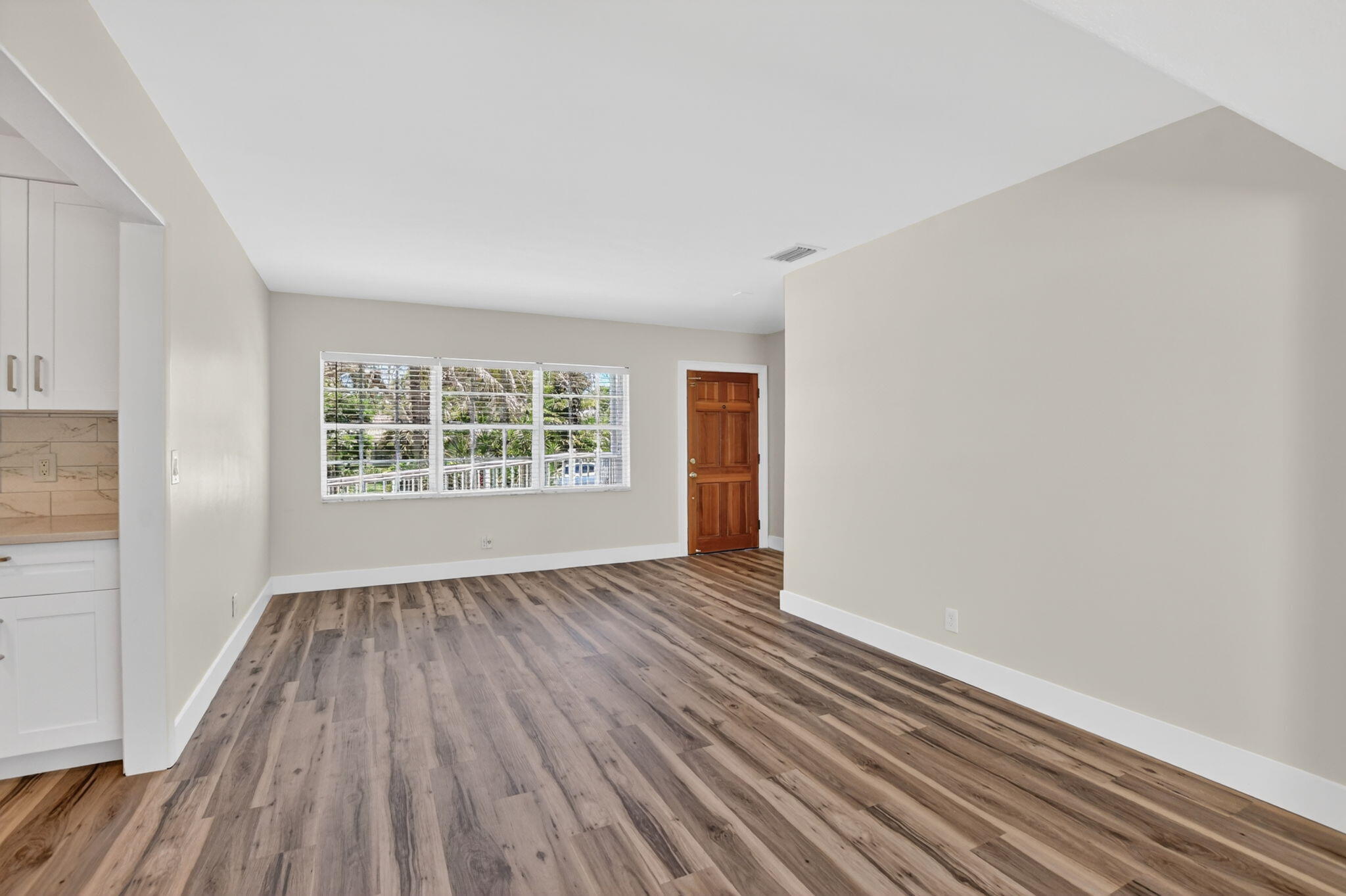 277 NW 3rd Court