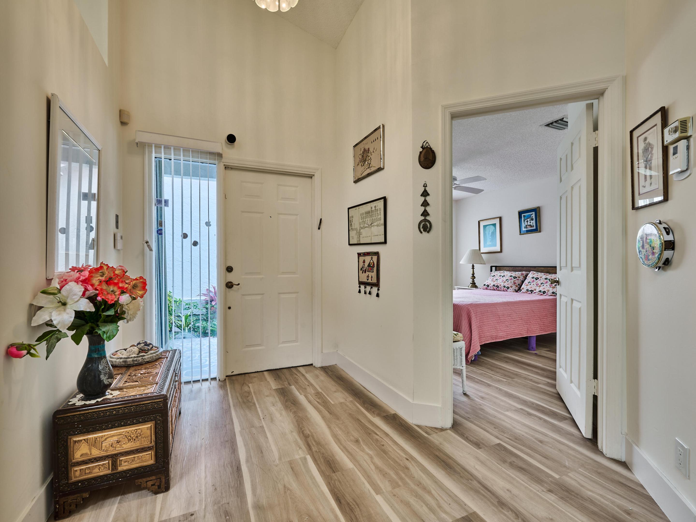 6093 Bay Isles Drive