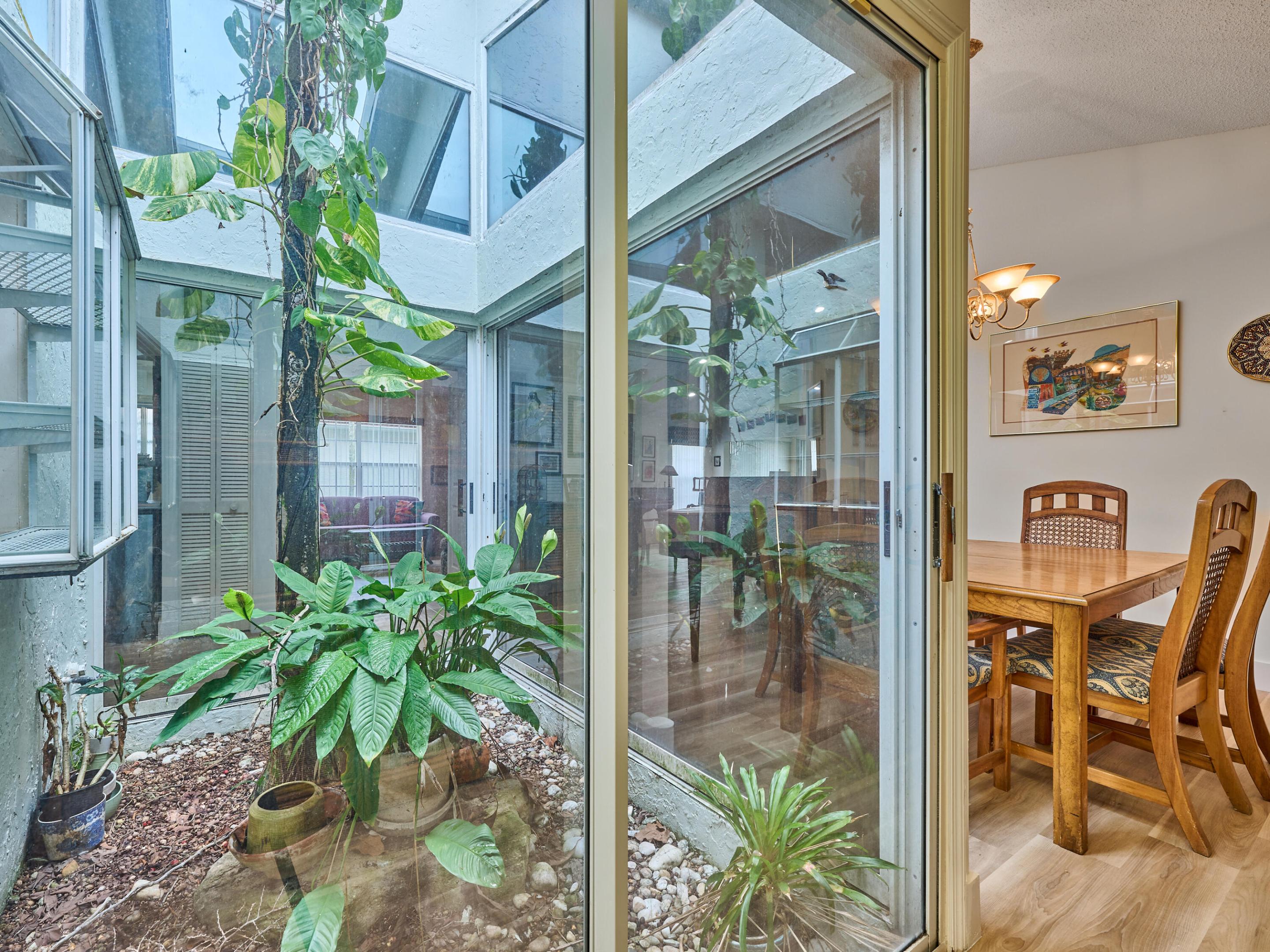 6093 Bay Isles Drive