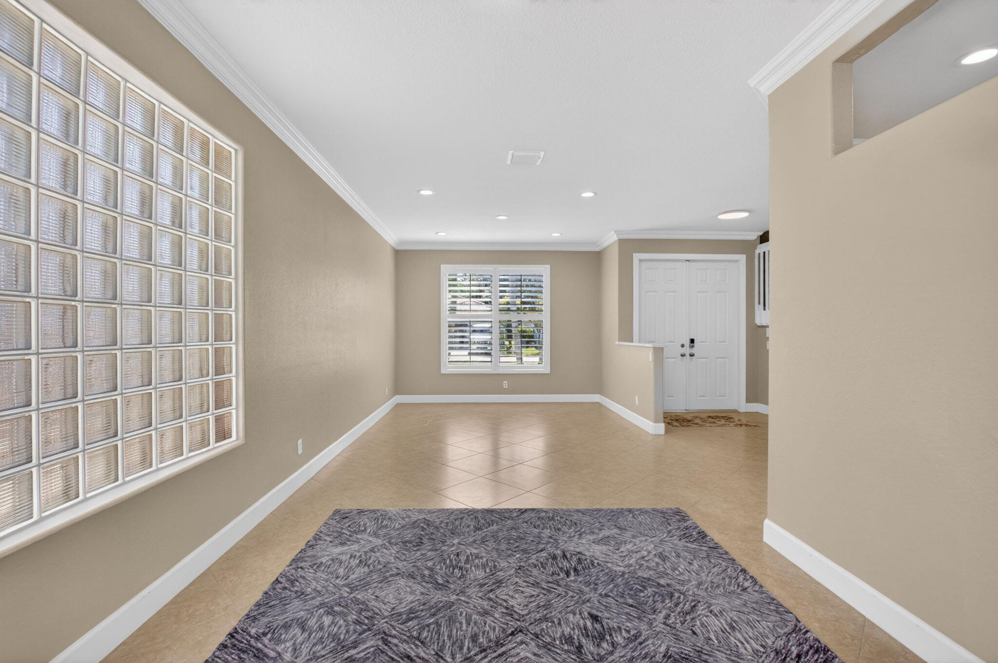 7245 Chesapeake Circle